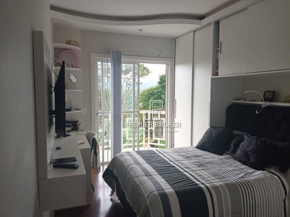 Imagem Casa com 3 Quartos à Venda, 337 m² em Tijuca - Teresópolis Imagem Casa com 3 Quartos à Venda, 337 m² em Tijuca - Teresópolis