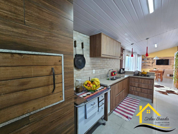 Imagem Casa com 4 Quartos à Venda, 288 m² em Centro - Balneário Barra Do Sul Imagem Casa com 4 Quartos à Venda, 288 m² em Centro - Balneário Barra Do Sul