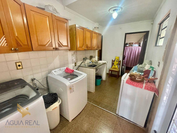 Imagem Sobrado com 4 Quartos à Venda, 204 m² em Chácara Cachoeira - Campo Grande