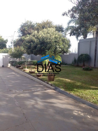 Imagem Casa com 3 Quartos à Venda, 139 m² em Campos Ville - Araraquara Imagem Casa com 3 Quartos à Venda, 139 m² em Campos Ville - Araraquara