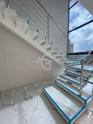Imagem Casa com 3 Quartos à Venda, 156 m² em Saguaçu - Joinville Imagem Casa com 3 Quartos à Venda, 156 m² em Saguaçu - Joinville