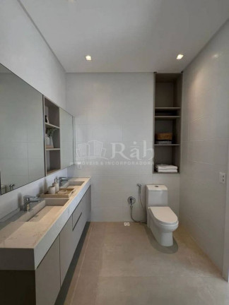 Imagem Cobertura com 4 Quartos à Venda, 264 m² em Centro - Balneário Camboriú