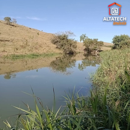 Imagem Imóvel com 3 Quartos à Venda, 3 m² em Zona Rural - Caldas Imagem Imóvel com 3 Quartos à Venda, 3 m² em Zona Rural - Caldas