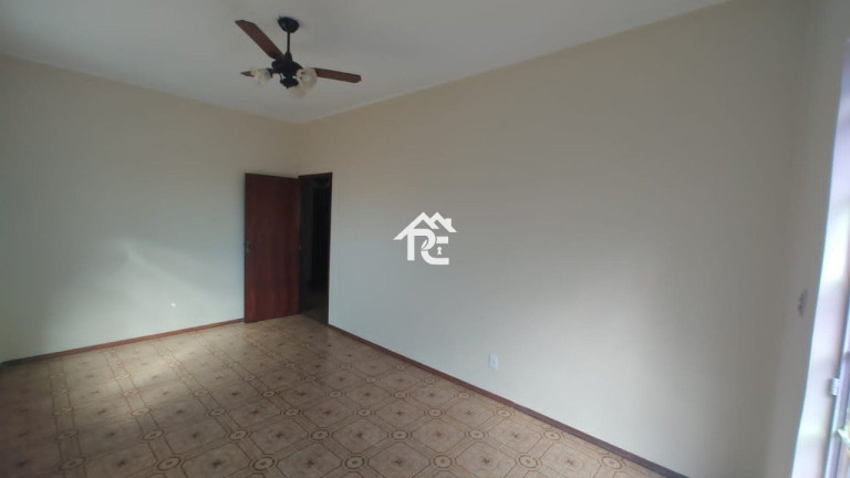 Imagem Casa com 4 Quartos à Venda, 340 m² em Barreto - Niterói