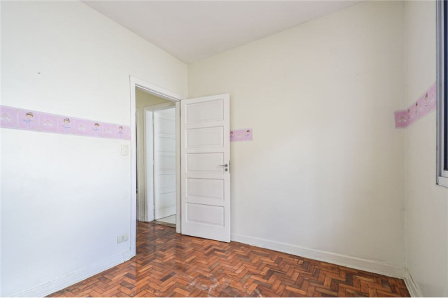 Imagem Casa com 3 Quartos à Venda, em Jabaquara - São Paulo Imagem Casa com 3 Quartos à Venda, em Jabaquara - São Paulo