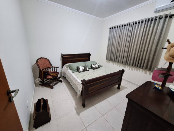 Imagem Casa com 3 Quartos à Venda, 537 m² em Parque Balneário Oasis - Peruíbe Imagem Casa com 3 Quartos à Venda, 537 m² em Parque Balneário Oasis - Peruíbe