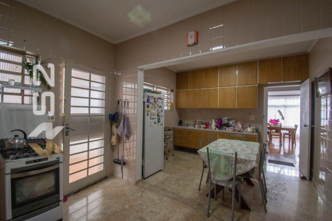 Imagem Casa com 4 Quartos à Venda, 250 m² em Vila Hamburguesa - São Paulo Imagem Casa com 4 Quartos à Venda, 250 m² em Vila Hamburguesa - São Paulo