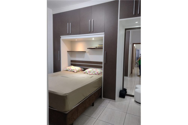 Imagem Casa com 3 Quartos à Venda,  em Vila São José - Taubaté
