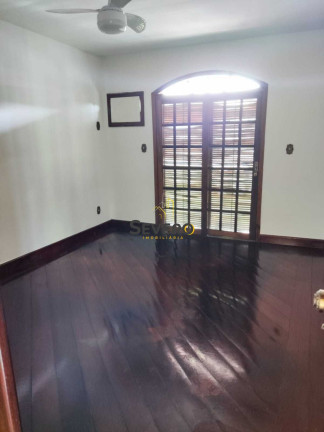Imagem Casa com 4 Quartos à Venda, 500 m² em Centro - São Gonçalo Imagem Casa com 4 Quartos à Venda, 500 m² em Centro - São Gonçalo