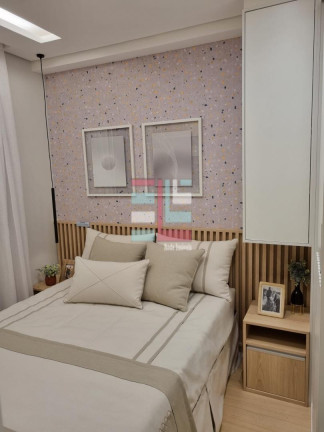 Imagem Imóvel com 2 Quartos à Venda, 35 m² em Interlagos - São Paulo