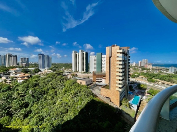 Imagem Imóvel com 3 Quartos à Venda, 207 m² em Patamares - Salvador