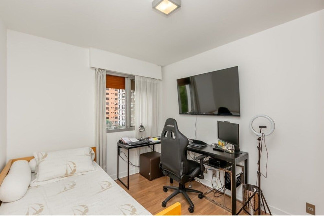 Imagem Apartamento com 3 Quartos à Venda, 157 m² em Real Parque - São Paulo