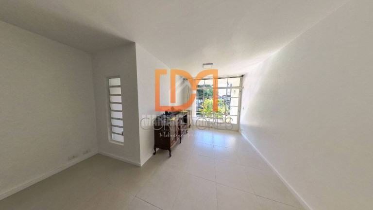 Imagem Casa com 3 Quartos à Venda, 217 m² em Centro - Jacareí Imagem Casa com 3 Quartos à Venda, 217 m² em Centro - Jacareí