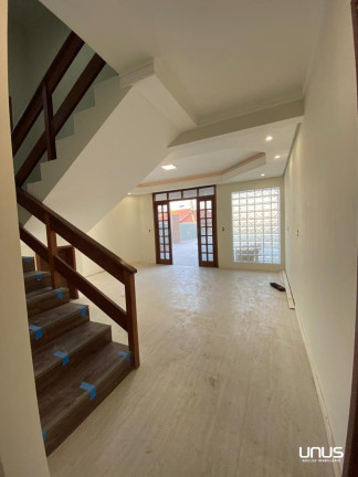 Imagem Casa com 3 Quartos à Venda,  em Pagani - Palhoça