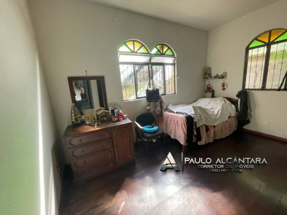 Imagem Casa com 3 Quartos à Venda, 250 m² em Giovanini - Coronel Fabriciano Imagem Casa com 3 Quartos à Venda, 250 m² em Giovanini - Coronel Fabriciano