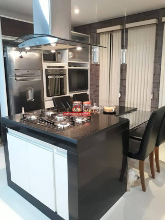Imagem Casa com 5 Quartos à Venda, em Viçosa Imagem Casa com 5 Quartos à Venda, em Viçosa
