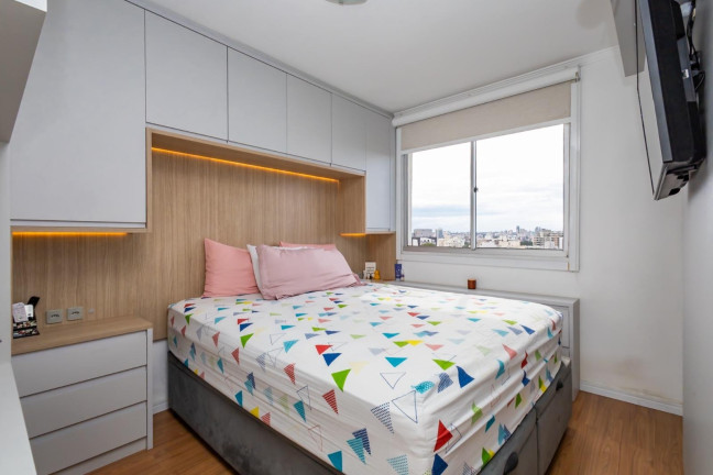 Imagem Apartamento com 2 Quartos à Venda, 80 m² em Cristo Rei - Curitiba