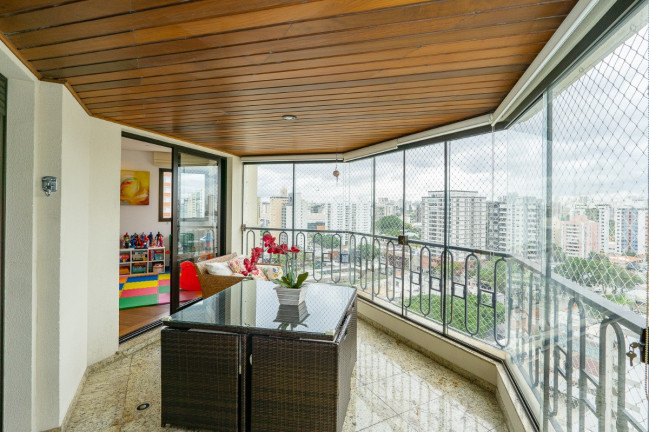 Imagem Apartamento com 3 Quartos à Venda, 201 m² em Moema - São Paulo Imagem Apartamento com 3 Quartos à Venda, 201 m² em Moema - São Paulo