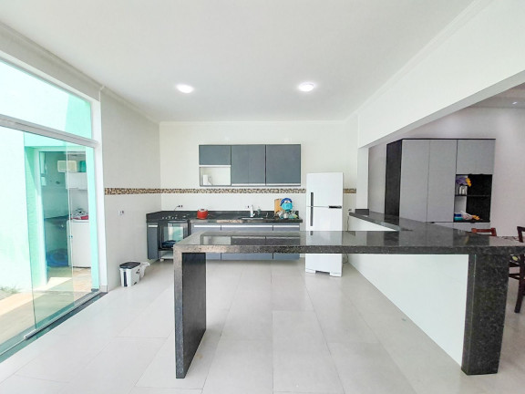 Imagem Casa com 3 Quartos à Venda, 200 m² em Balneário Stella Maris - Peruíbe Imagem Casa com 3 Quartos à Venda, 200 m² em Balneário Stella Maris - Peruíbe