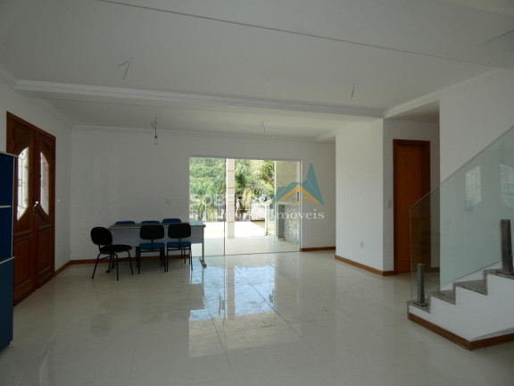 Imagem Casa com 4 Quartos à Venda, 400 m² em Vargem Grande - Teresópolis