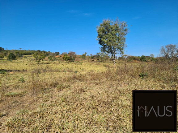Imagem Chácara à Venda, 7.150.000.000 m² em Santo Hipólito Imagem Chácara à Venda, 7.150.000.000 m² em Santo Hipólito