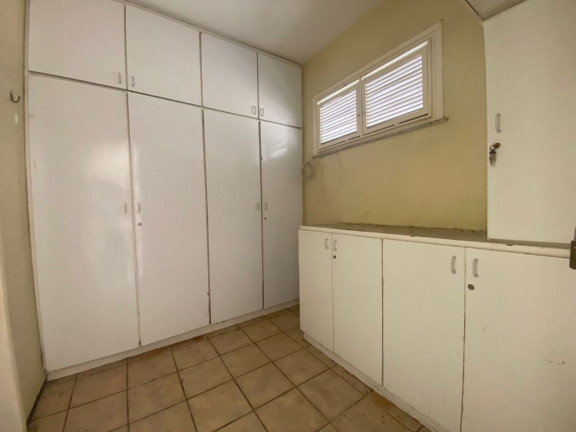 Imagem Casa com 3 Quartos à Venda, 260 m² em Montese - Fortaleza