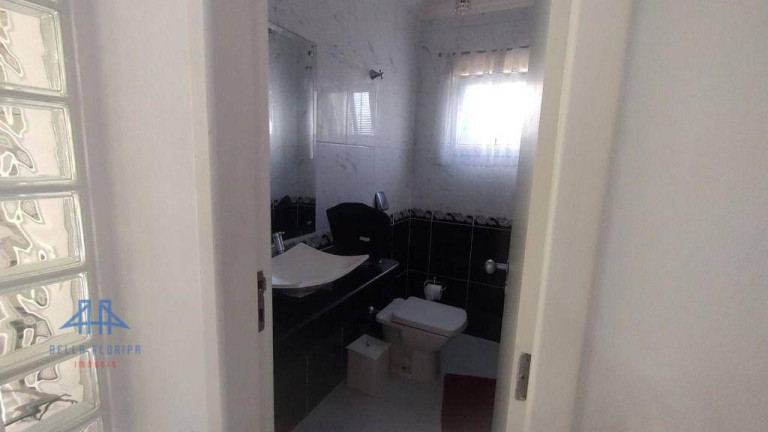 Imagem Casa com 3 Quartos à Venda, 230 m² em Ingleses Do Rio Vermelho - Florianópolis Imagem Casa com 3 Quartos à Venda, 230 m² em Ingleses Do Rio Vermelho - Florianópolis