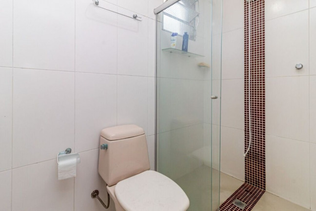 Imagem Imóvel com 2 Quartos à Venda, 91 m² em São João - Porto Alegre Imagem Imóvel com 2 Quartos à Venda, 91 m² em São João - Porto Alegre