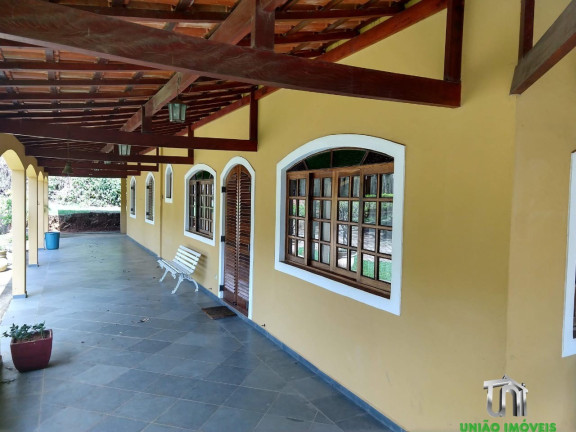 Imagem Imóvel com 8 Quartos à Venda,  em Guaraiúva - Vargem
