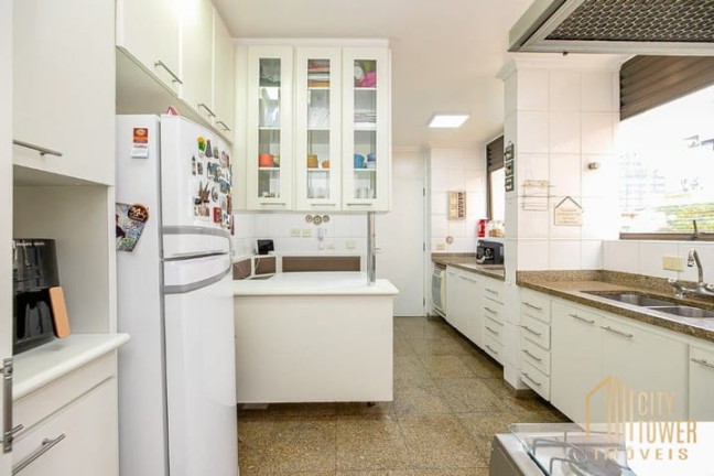 Apartamento com 3 Quartos à Venda, 225 m² em Itaim Bibi - São Paulo