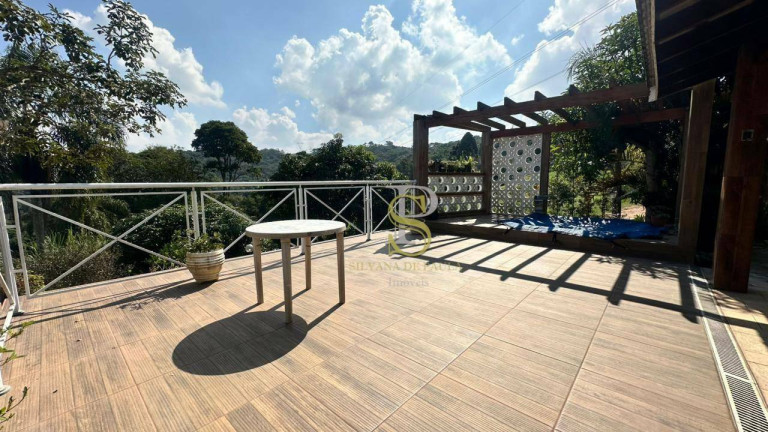 Imagem Casa com 4 Quartos à Venda, 180 m² em Mato Dentro - Mairiporã Imagem Casa com 4 Quartos à Venda, 180 m² em Mato Dentro - Mairiporã