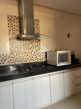Imagem Casa com 4 Quartos à Venda, 290 m² em Setor Sul - Goiânia Imagem Casa com 4 Quartos à Venda, 290 m² em Setor Sul - Goiânia