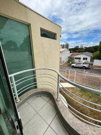 Imagem Sobrado à Venda, 360 m² em Zona Iii - Umuarama