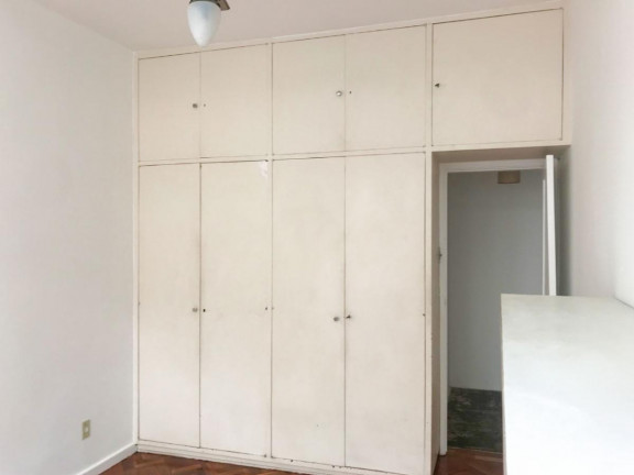 Imagem Apartamento com 2 Quartos à Venda, 68 m² em Laranjeiras - Rio De Janeiro Imagem Apartamento com 2 Quartos à Venda, 68 m² em Laranjeiras - Rio De Janeiro