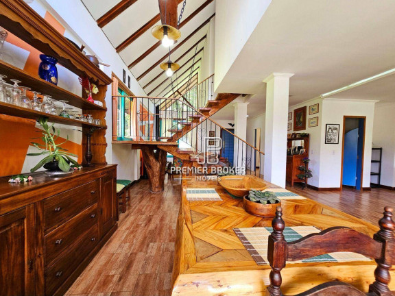 Imagem Casa com 4 Quartos à Venda, 300 m² em Prata - Teresópolis Imagem Casa com 4 Quartos à Venda, 300 m² em Prata - Teresópolis