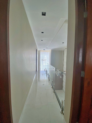 Imagem Casa com 3 Quartos à Venda, 227 m² em Urucunema - Eusébio Imagem Casa com 3 Quartos à Venda, 227 m² em Urucunema - Eusébio
