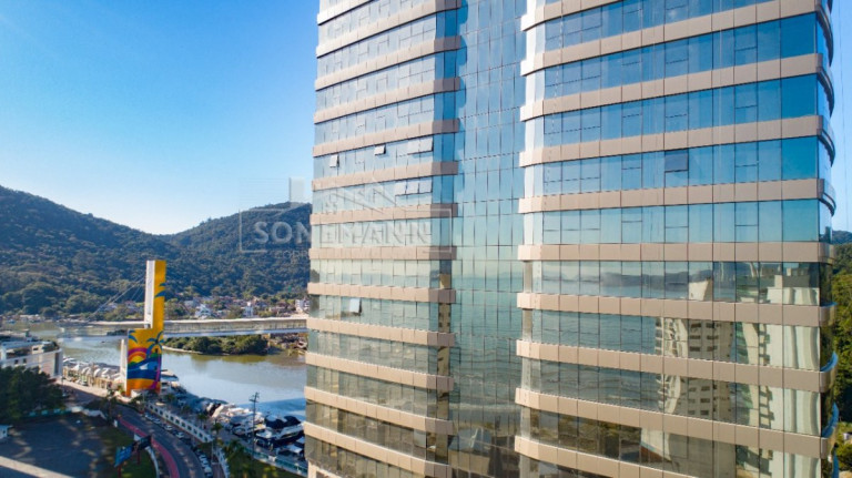 Imagem Apartamento com 4 Quartos à Venda, 257 m² em Centro - Balneário Camboriú