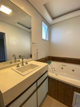Imagem Apartamento com 3 Quartos à Venda, 151 m² em Coqueiros - Florianópolis Imagem Apartamento com 3 Quartos à Venda, 151 m² em Coqueiros - Florianópolis