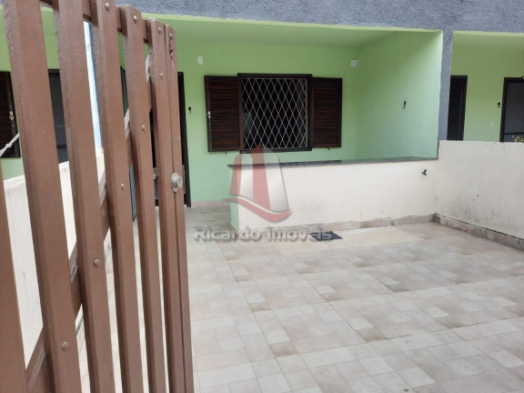 Imagem Imóvel com 2 Quartos à Venda, 60 m² em Peró - Cabo Frio Imagem Imóvel com 2 Quartos à Venda, 60 m² em Peró - Cabo Frio