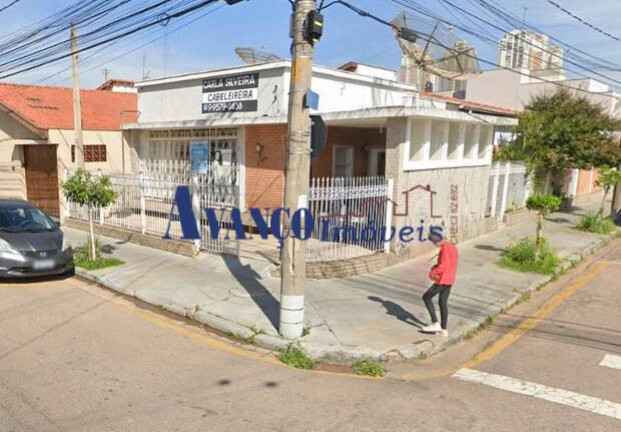 Casa com 3 Quartos para Alugar, 265 m² em Vila Vianelo - Jundiaí