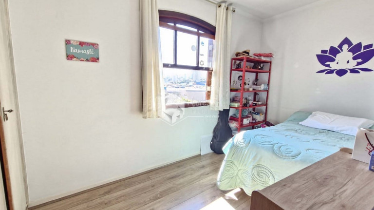 Imagem Casa com 3 Quartos à Venda, 207 m² em Vila Marari - São Paulo Imagem Casa com 3 Quartos à Venda, 207 m² em Vila Marari - São Paulo