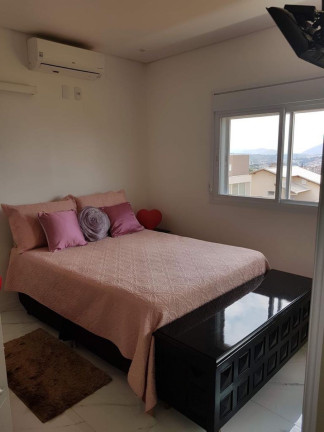 Imagem Casa com 3 Quartos à Venda, 320 m² em Jardim America - Bragança Paulista Imagem Casa com 3 Quartos à Venda, 320 m² em Jardim America - Bragança Paulista