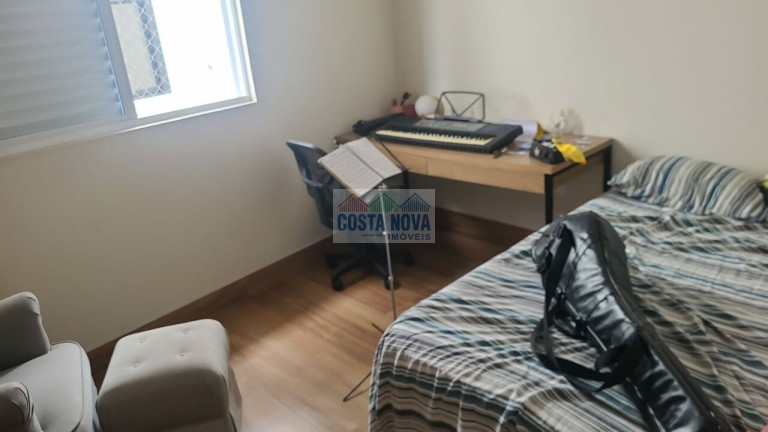 Imagem Casa com 3 Quartos à Venda, 180 m² em Marapé - Santos Imagem Casa com 3 Quartos à Venda, 180 m² em Marapé - Santos
