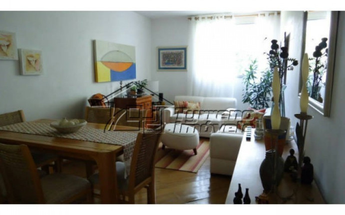 Apartamento com 3 Quartos à Venda, 60 m² em Vila Adyana - São José Dos Campos