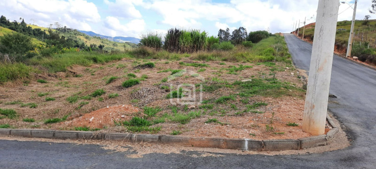 Imagem Imóvel com 1 Quarto à Venda, 249 m² em Loteamento Gabriel Rabelo - Bandeira Do Sul Imagem Imóvel com 1 Quarto à Venda, 249 m² em Loteamento Gabriel Rabelo - Bandeira Do Sul
