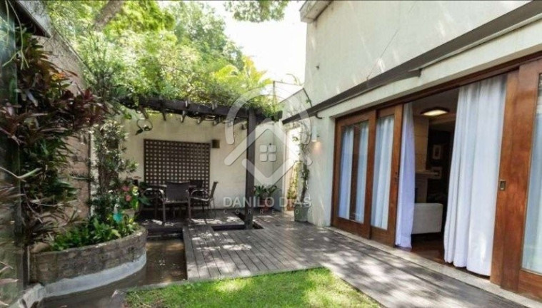 Imagem Casa com 3 Quartos à Venda, 385 m² em Campo Belo - São Paulo