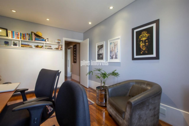 Imagem Apartamento com 4 Quartos à Venda, 275 m² em Real Parque - São Paulo
