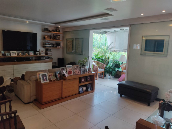 Imagem Apartamento com 4 Quartos à Venda, 184 m² em Cosme Velho - Rio De Janeiro Imagem Apartamento com 4 Quartos à Venda, 184 m² em Cosme Velho - Rio De Janeiro