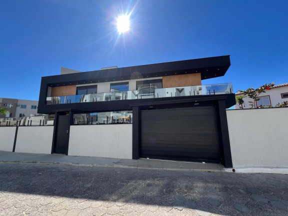 Imagem Casa com 3 Quartos à Venda, 320 m² em Ingleses Do Rio Vermelho - Florianópolis Imagem Casa com 3 Quartos à Venda, 320 m² em Ingleses Do Rio Vermelho - Florianópolis