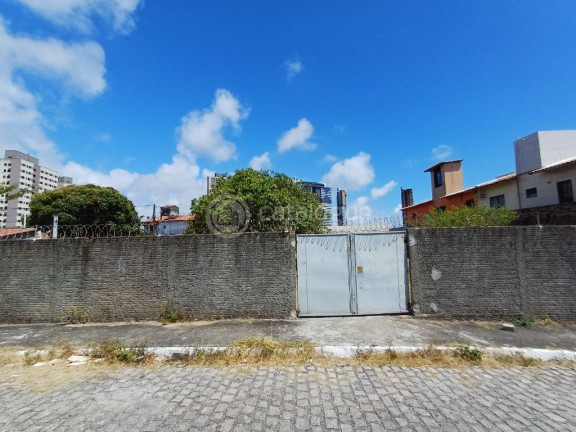 Terreno à Venda, 765 m² em Ponta Negra - Natal